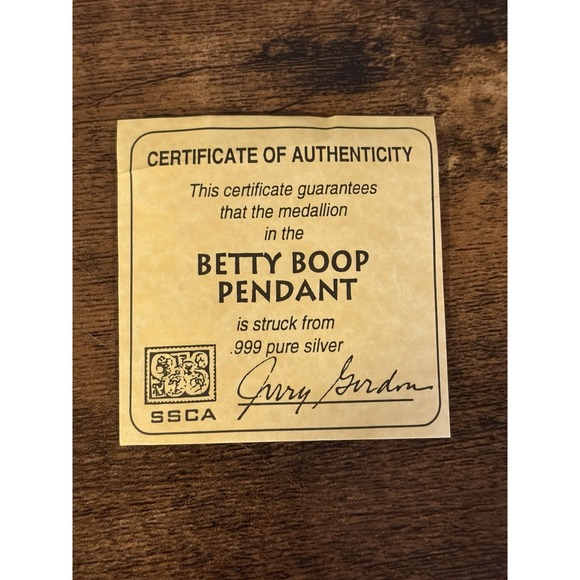 Vtg Betty Boop  .999 Sterling Silver Pendant Necklace With Chain - Picture 8 of 8